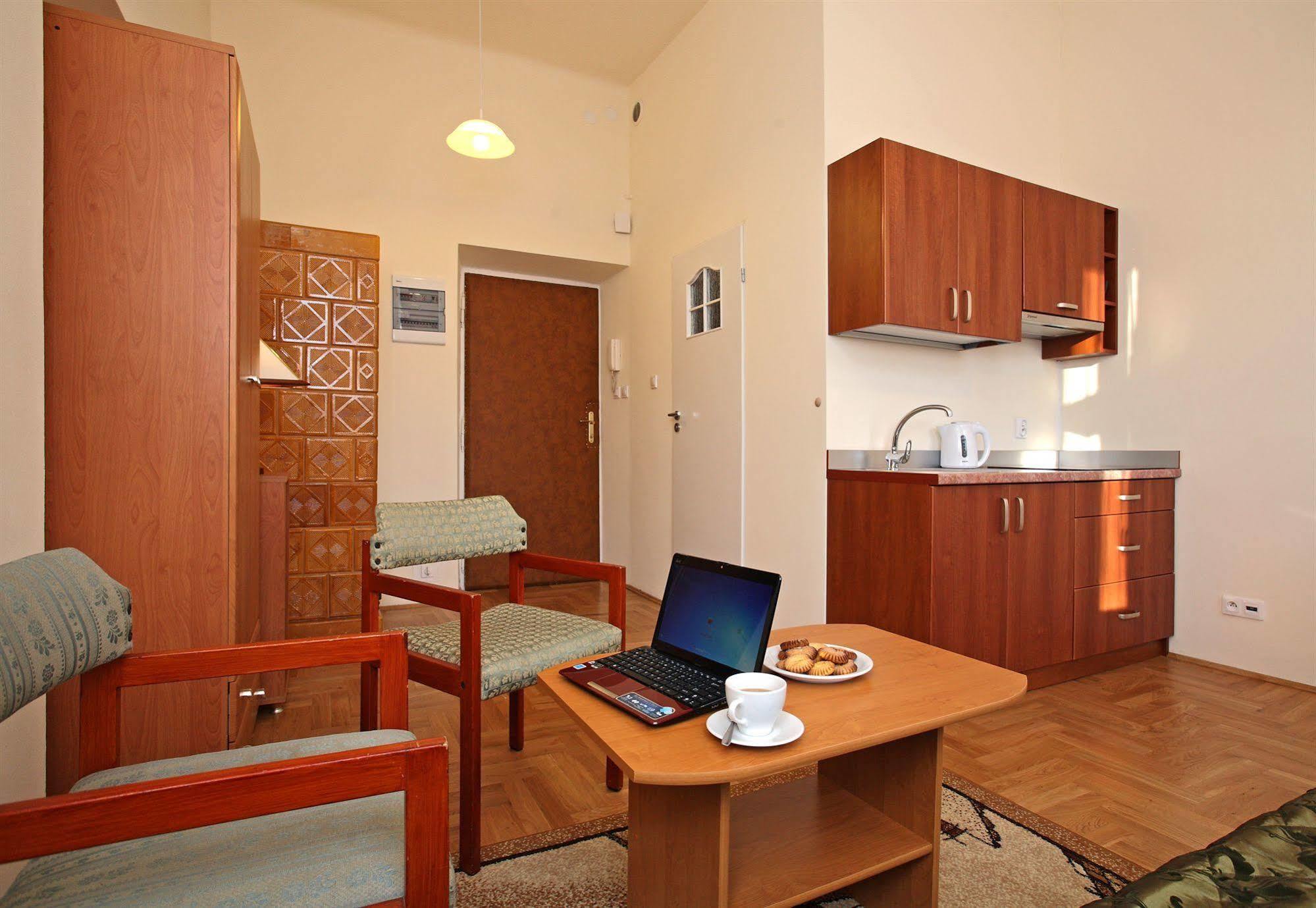 Enigma Hostel Krakau Exterior foto